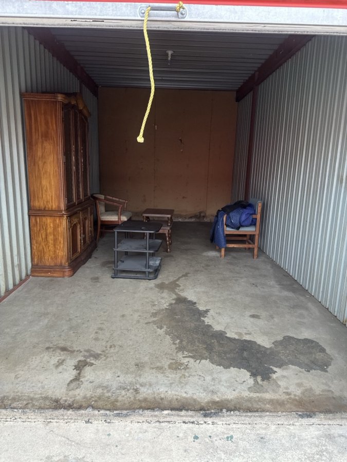 10 x 20 storage unit in Raleigh, NC