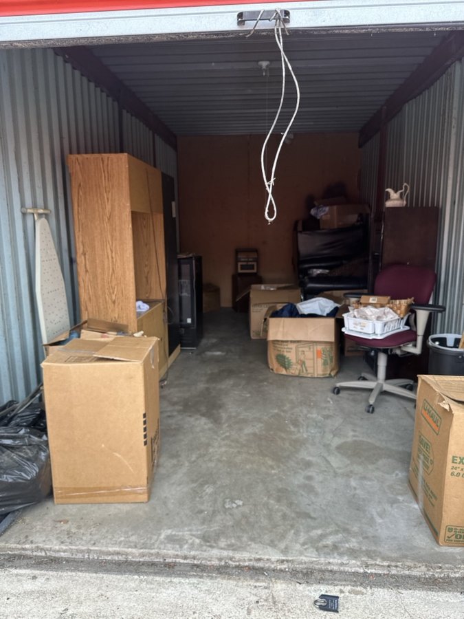 10 x 20 storage unit in Raleigh, NC