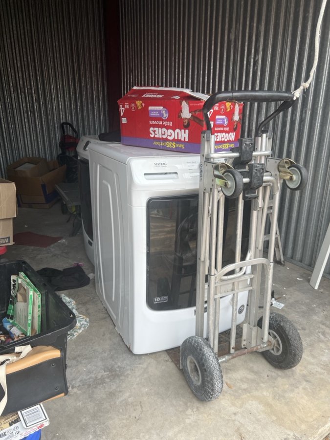 10 x 15 storage unit in Austin, TX