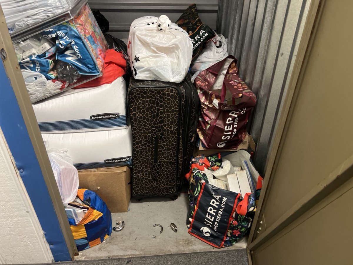 5 x 5 storage unit in Deerfield, IL