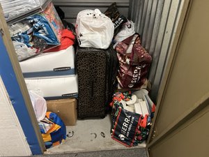 5 x 5 storage unit in Deerfield, IL