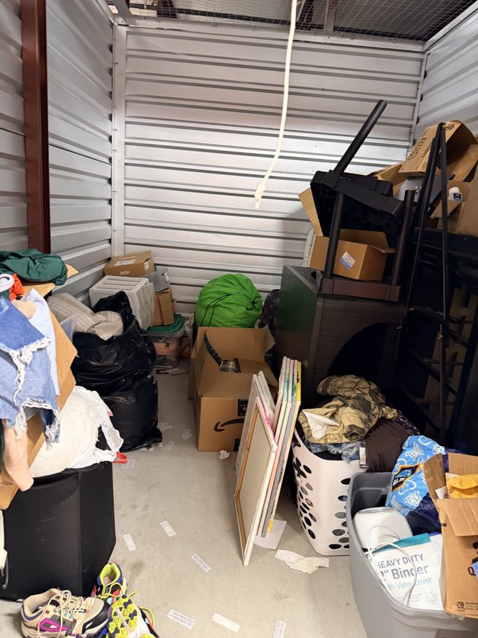 7 x 10 storage unit in Houston, TX