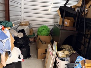 7 x 10 storage unit in Houston, TX