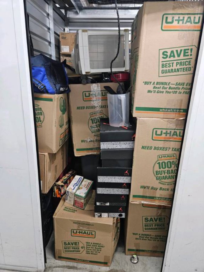 5 x 7 storage unit in Los Angeles, CA