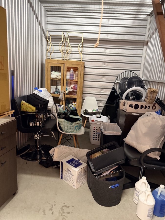 7 x 10 storage unit in Houston, TX