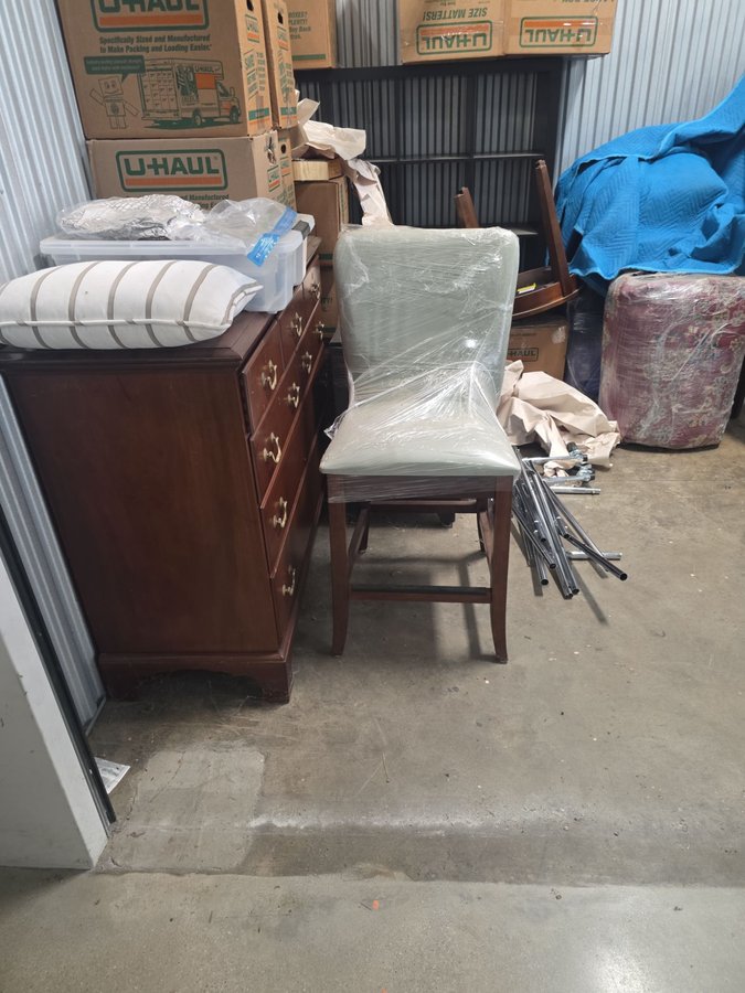 20 x 10 storage unit in Raleigh, NC