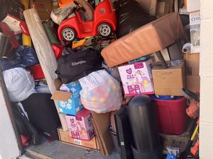 10 x 10 storage unit in Greensboro, NC
