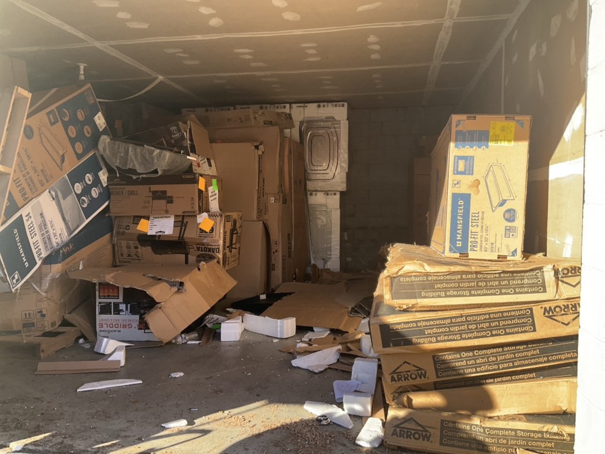20 x 20 storage unit in Greensboro, NC
