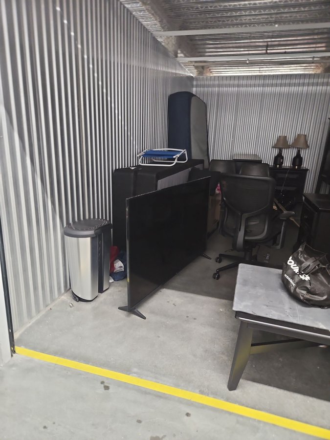 10 x 20 storage unit in Raleigh, NC
