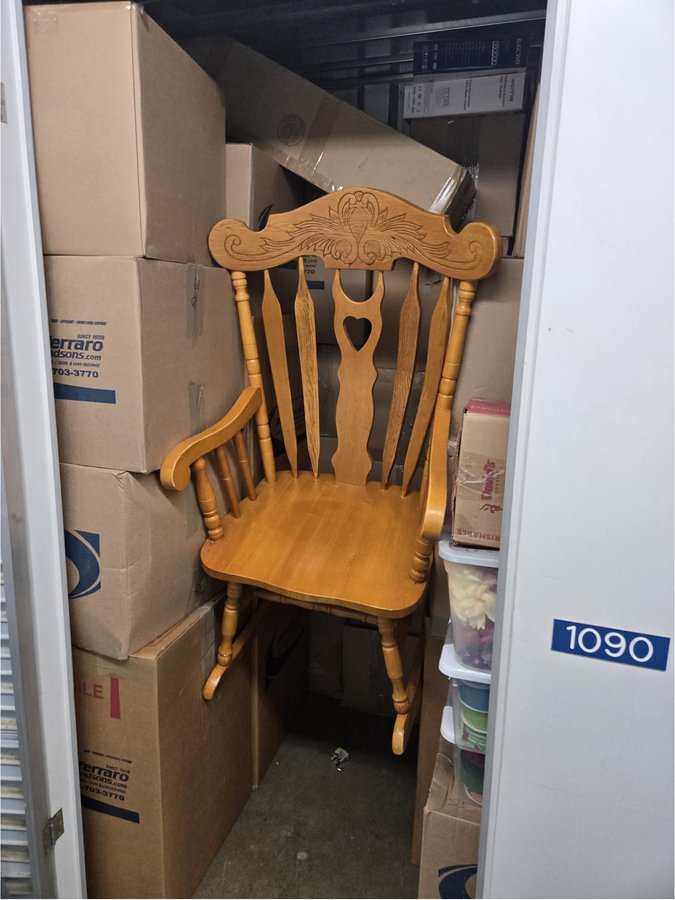 5 x 5 storage unit in Bergenfield, NJ