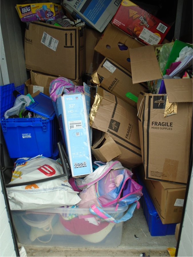 5 x 10 storage unit in Pleasant Valley, MO