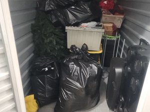 5 x 10 storage unit in Tampa, FL
