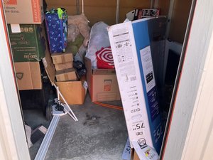 10 x 10 unit in Greensboro