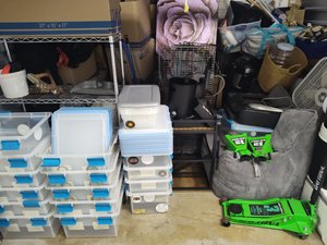 10 x 10 storage unit in Tampa, FL