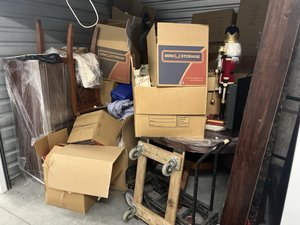 10 x 10 unit in Richmond                 