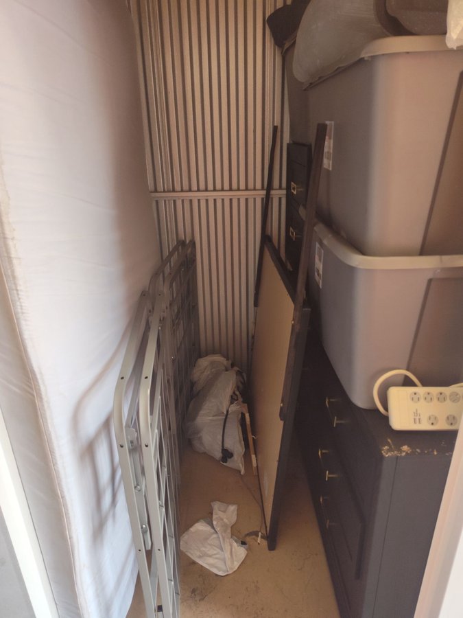 5 x 5 storage unit in Tampa, FL