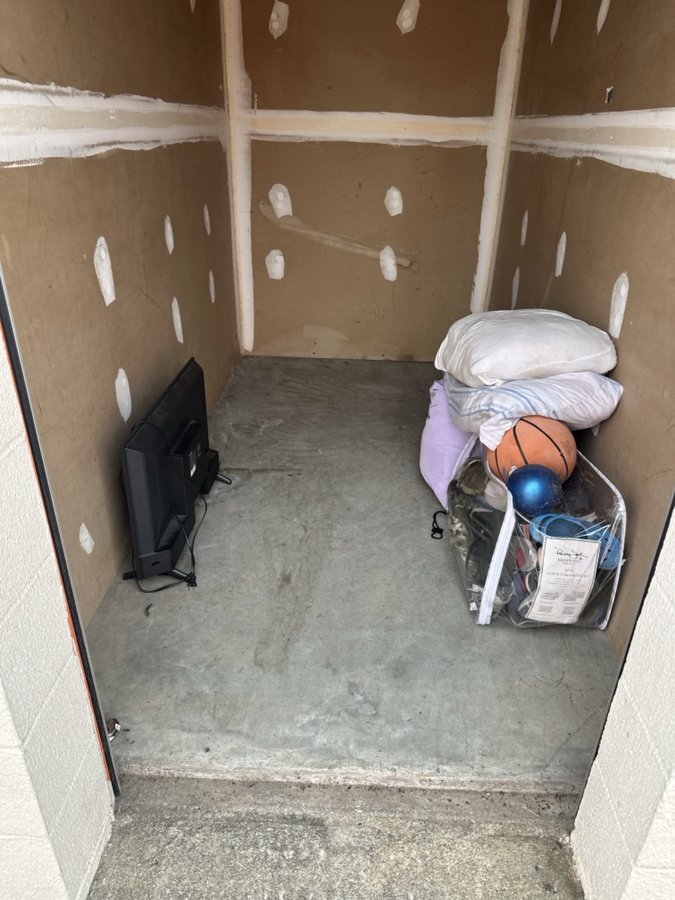 5 x 10 storage unit in Raleigh, NC