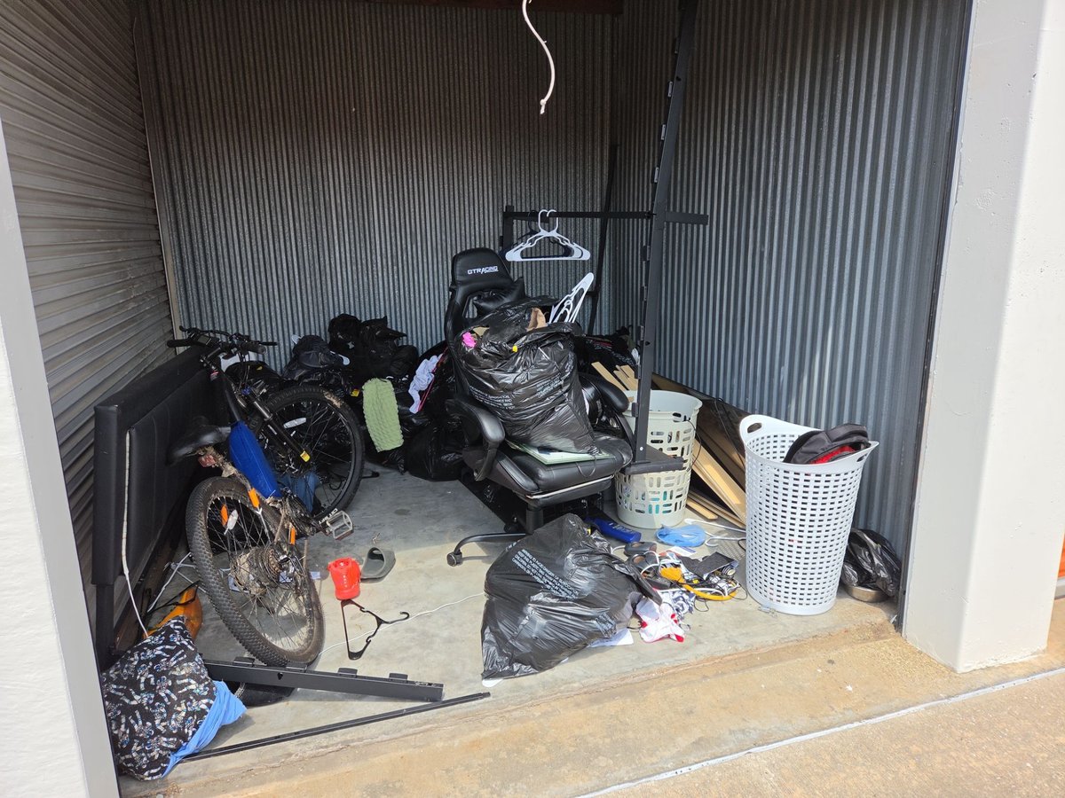 10 x 10 storage unit in Houston, TX