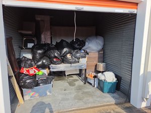 10 x 10 storage unit in Houston, TX