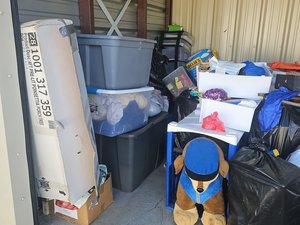 10 x 10 storage unit in Wilson, NC