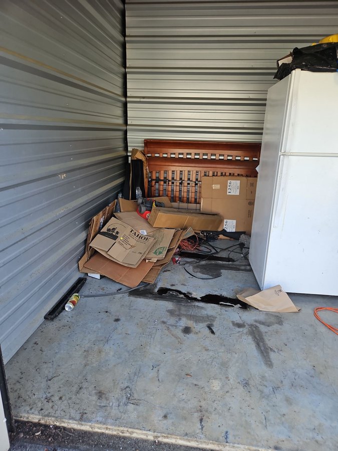 10 x 10 storage unit in Wilson, NC