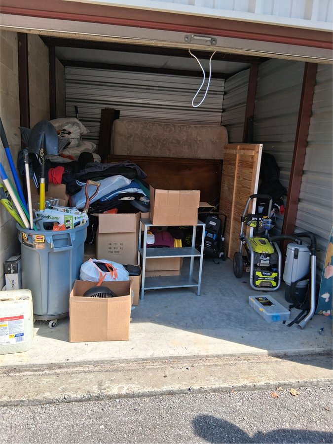 10 x 15 storage unit in Goodlettsville, TN
