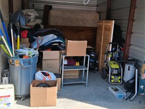 10 x 15 storage unit in Goodlettsville, TN