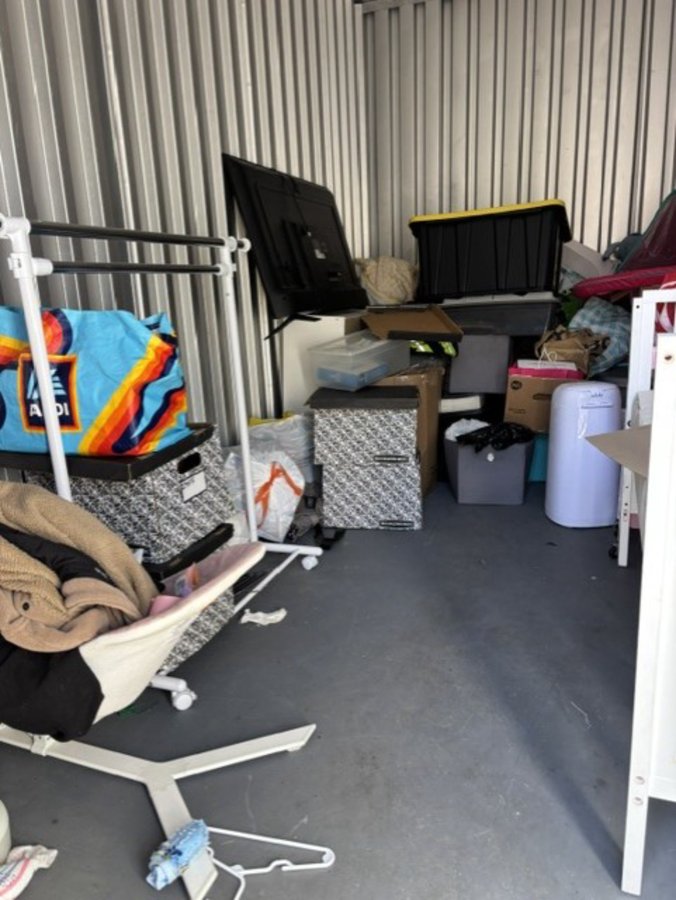 8 x 15 storage unit in Hamden, CT