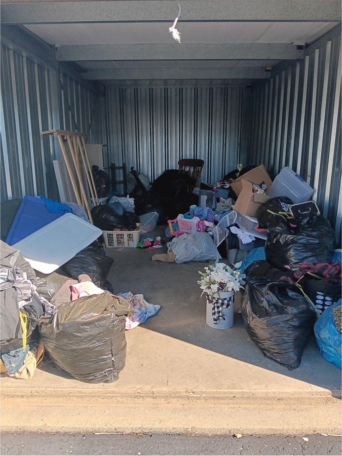 10 x 20 storage unit in Yorktown, IN