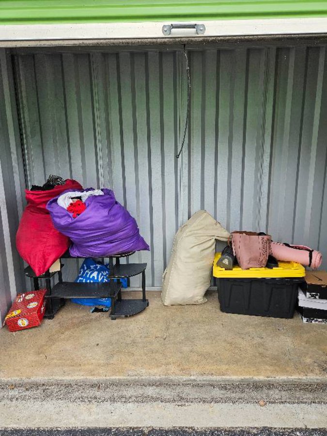 5 x 10 storage unit in Indianapolis, IN