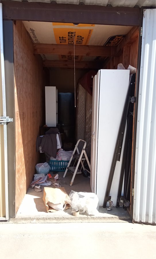 5 x 15 storage unit in Modesto, CA