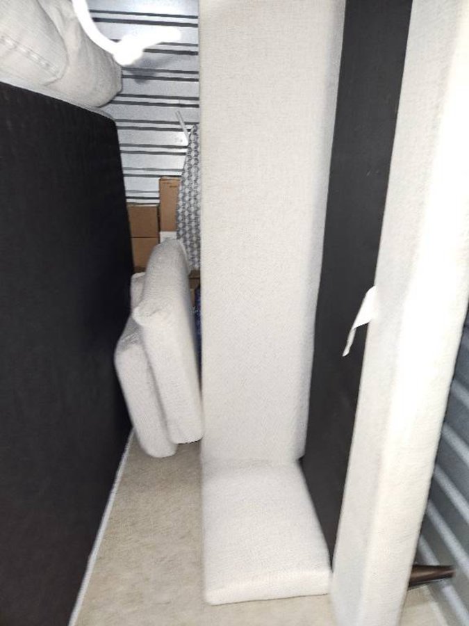 5 x 10 storage unit in Liberty Hill, TX