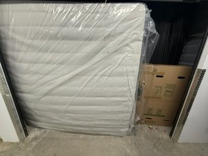 10 x 9 storage unit in Elmont, NY
