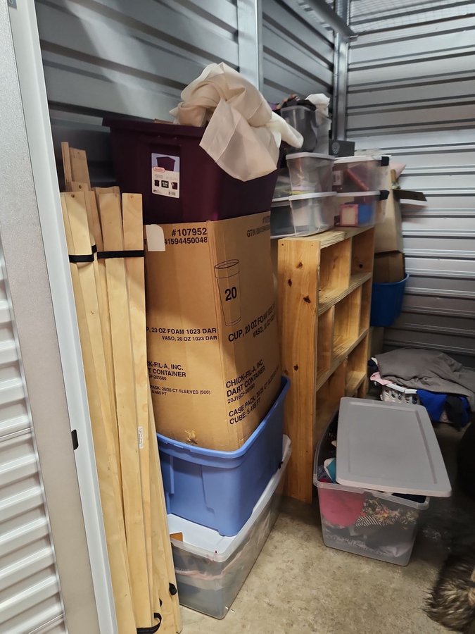 5 x 10 storage unit in Austin, TX