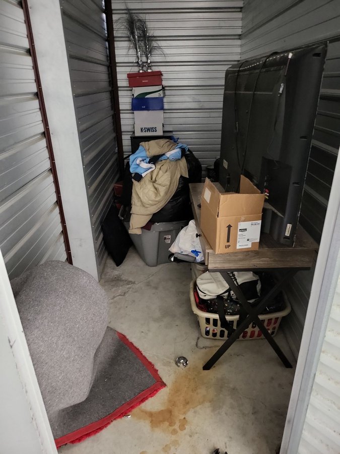 5 x 10 storage unit in Houston, TX