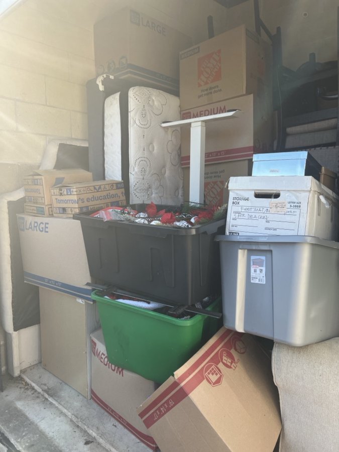 10 x 10 storage unit in Pflugerville, TX