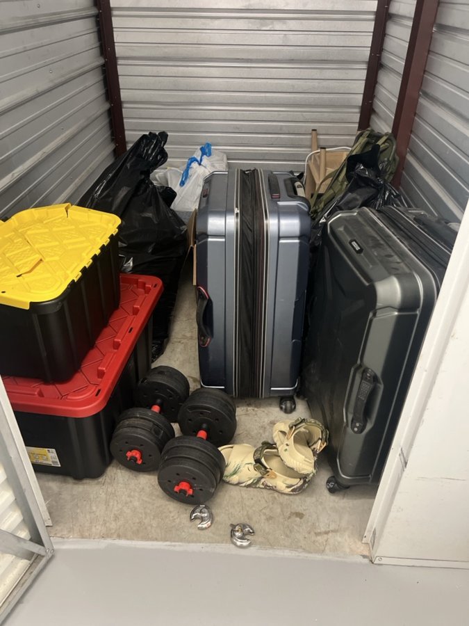 5 x 7 storage unit in Houston, TX