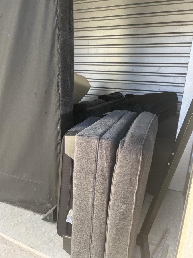 10 x 10 storage unit in Pflugerville, TX