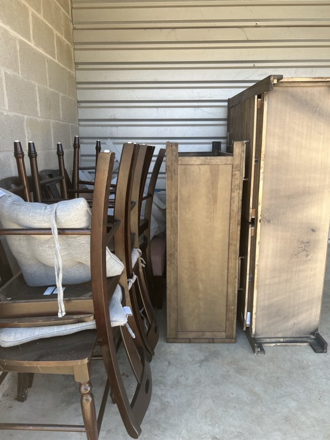 7 x 10 storage unit in Pflugerville, TX