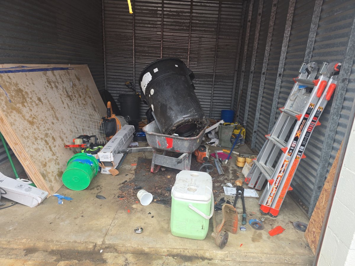 10 x 15 storage unit in Sharonville, OH