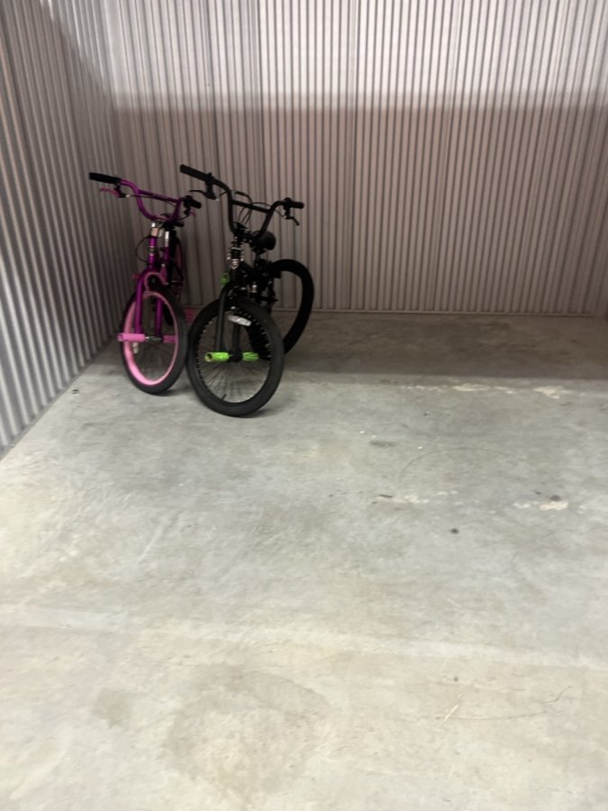 10 x 8 storage unit in Richmond, TX