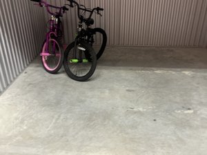 10 x 8 storage unit in Richmond, TX