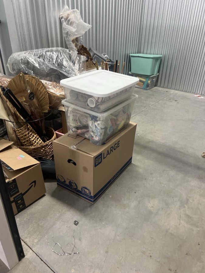 10 x 13 storage unit in Richmond, TX