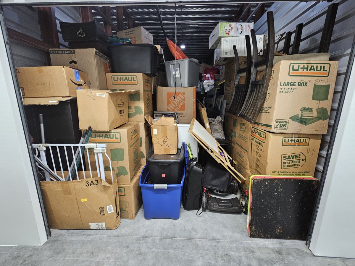 10 x 30 storage unit in Davenport, FL