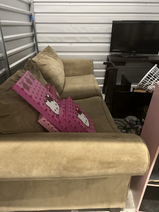 10 x 10 storage unit in Austin, TX