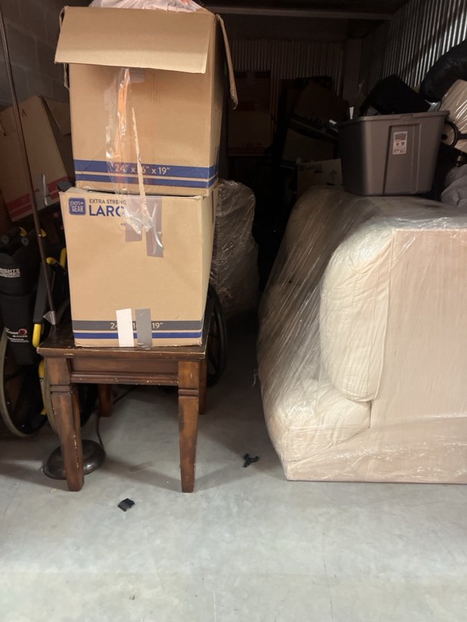 10 x 18 storage unit in Richmond, TX