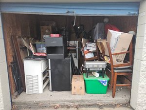 10 x 10 storage unit in New Albany, IN