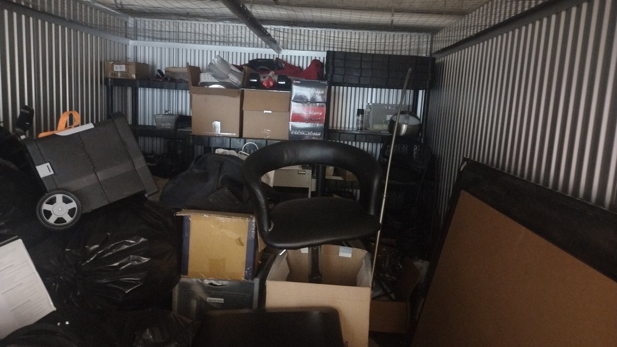 10 x 15 storage unit in Miami, FL