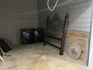 10 x 15 storage unit in Spring, TX