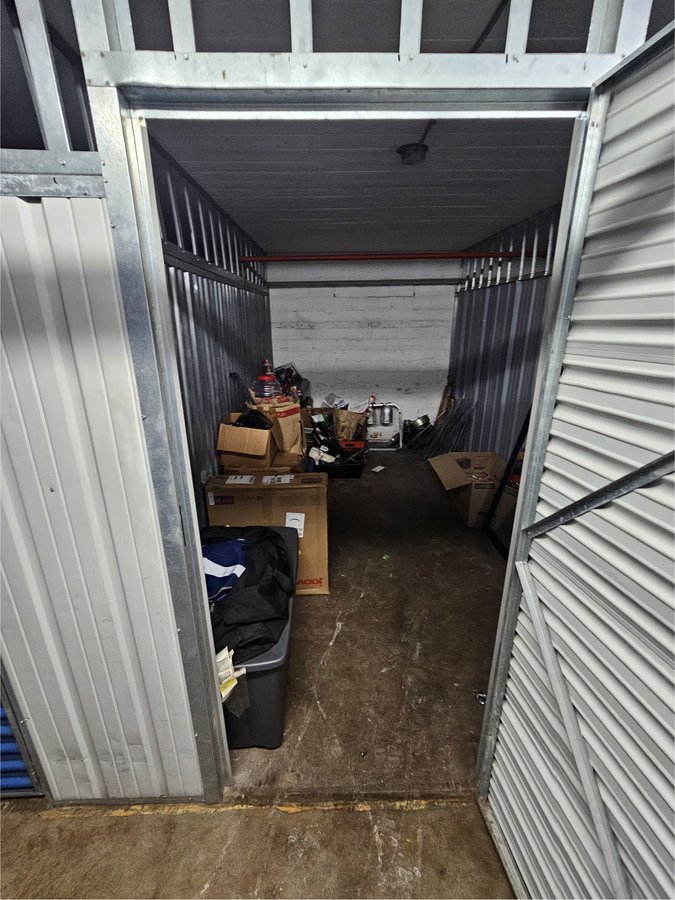 7 x 10 storage unit in Pittsburgh, PA